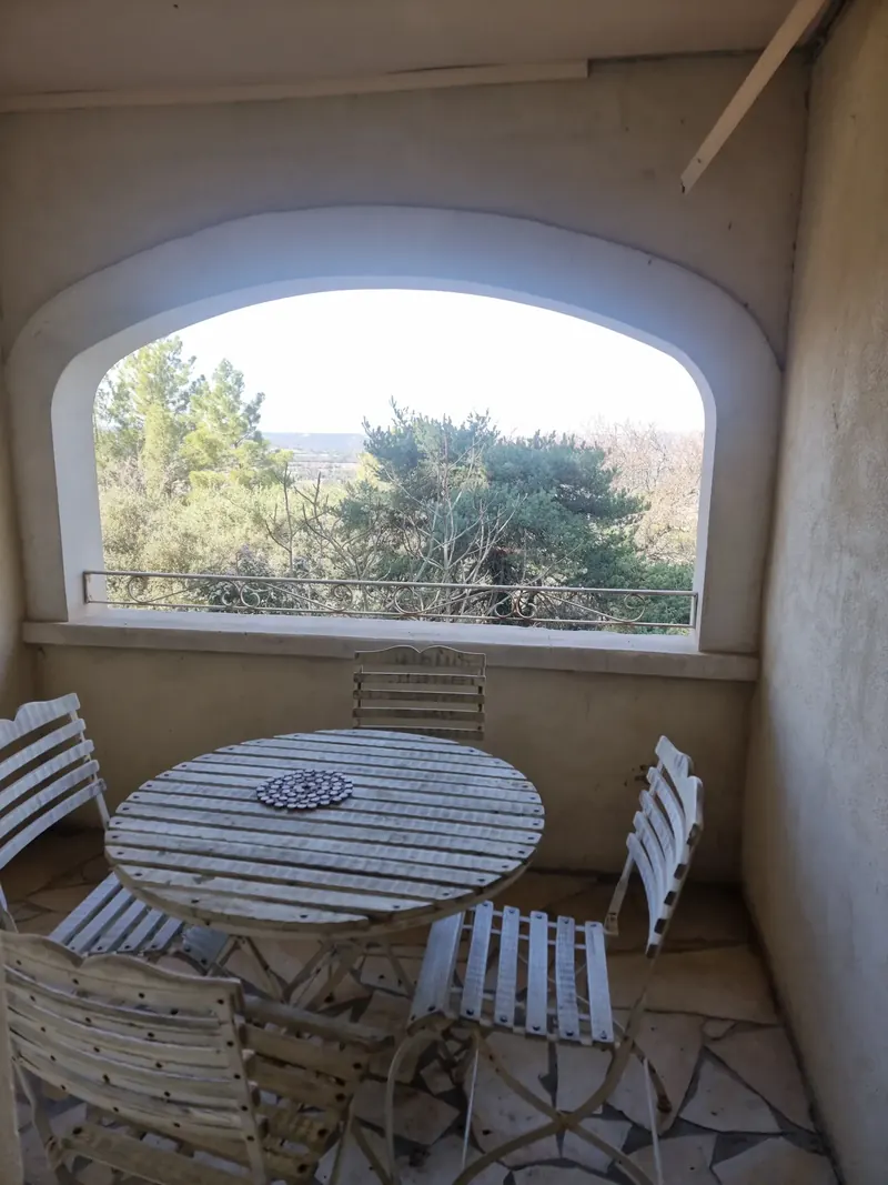 Family apartment overlooking the village of La Pousterle